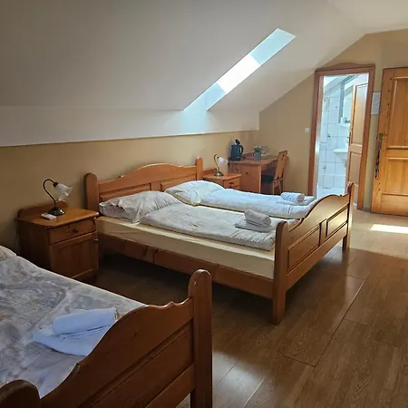 Turisticna Kmetija Emil Farmház