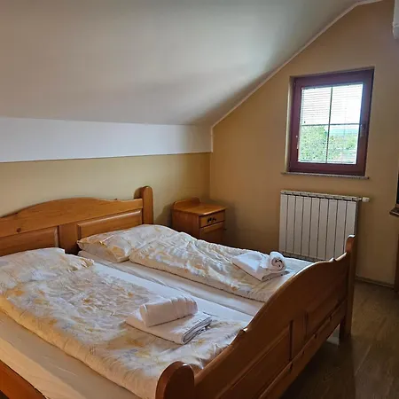 Farm stay Turisticna Kmetija Emil Malecnik
