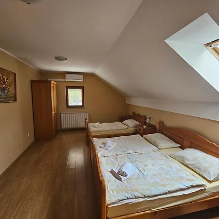 Farm stay Turisticna Kmetija Emil Malecnik